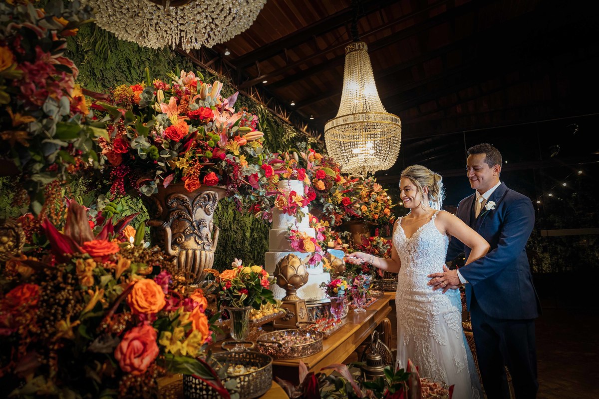 fotos casamento de dia na fazenda Dona Ines em Itatiba SP casal de noivos Michele e Rafael fotografia pelo fotografo Denis Silveira Especializado em Casamentos na fazenda
