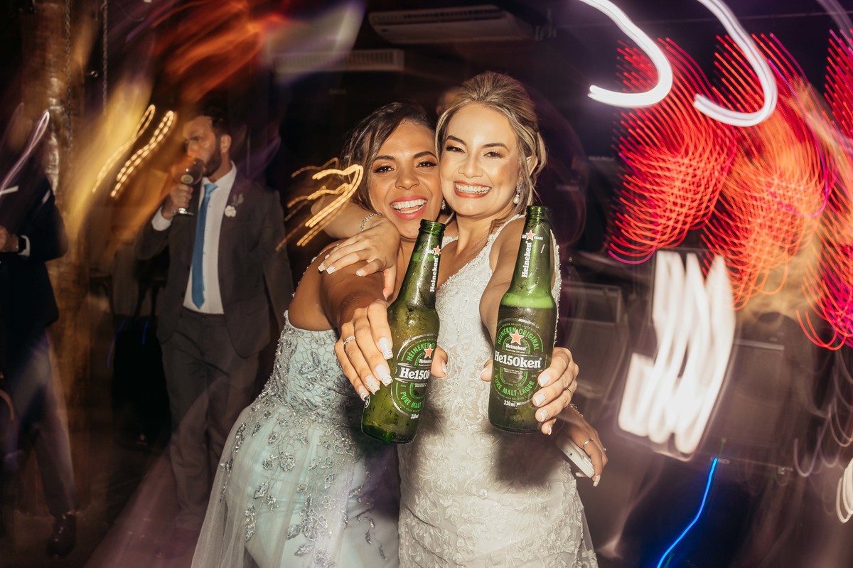 fotos casamento de dia na fazenda Dona Ines em Itatiba SP casal de noivos Michele e Rafael fotografia pelo fotografo Denis Silveira Especializado em Casamentos na fazenda