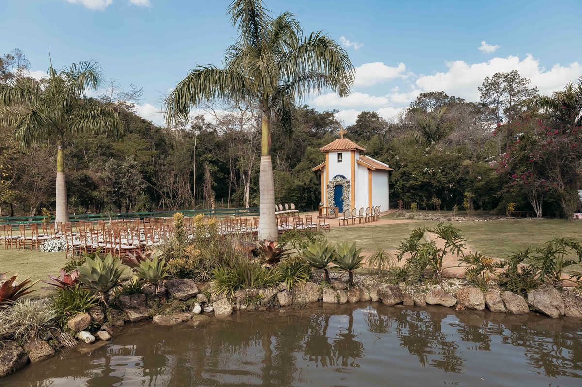 fotos casamento de dia na fazenda Dona Ines em Itatiba SP casal de noivos Michele e Rafael fotografia pelo fotografo Denis Silveira Especializado em Casamentos na fazenda