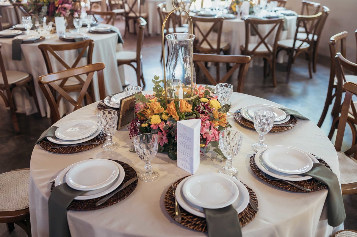 fotos casamento de dia na fazenda Dona Ines em Itatiba SP casal de noivos Michele e Rafael fotografia pelo fotografo Denis Silveira Especializado em Casamentos na fazenda