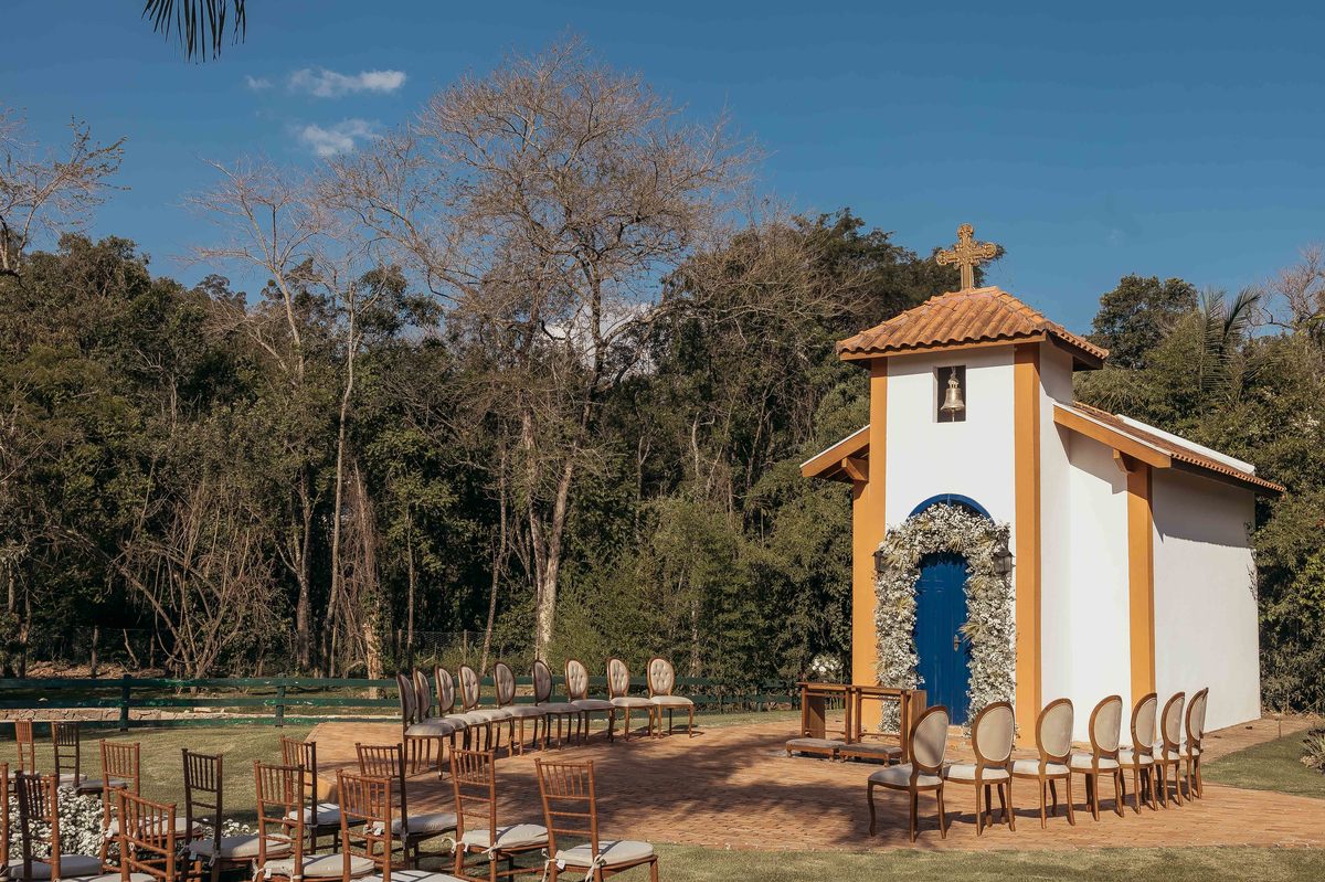 fotos casamento de dia na fazenda Dona Ines em Itatiba SP casal de noivos Michele e Rafael fotografia pelo fotografo Denis Silveira Especializado em Casamentos na fazenda