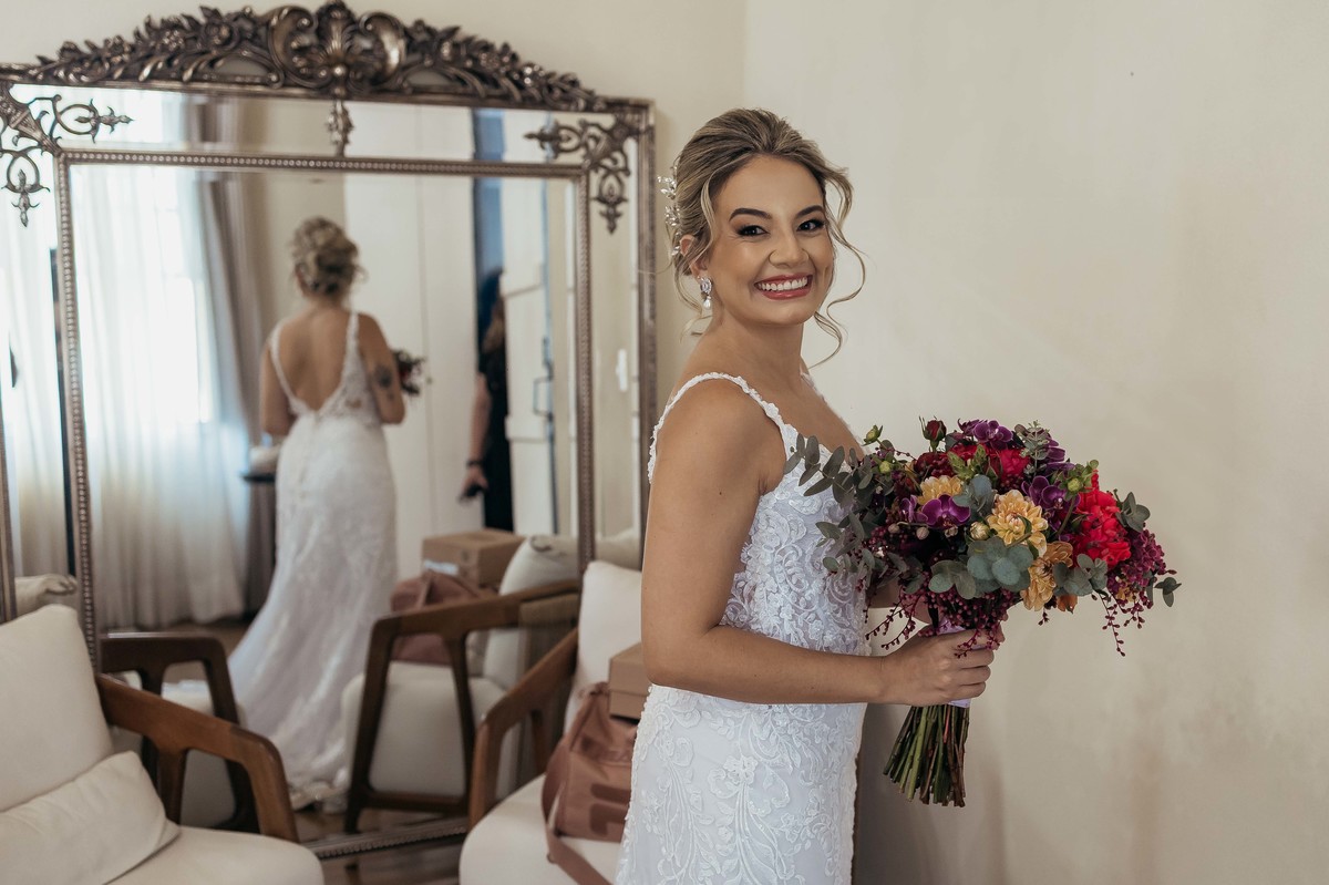 fotos casamento de dia na fazenda Dona Ines em Itatiba SP casal de noivos Michele e Rafael fotografia pelo fotografo Denis Silveira Especializado em Casamentos na fazenda