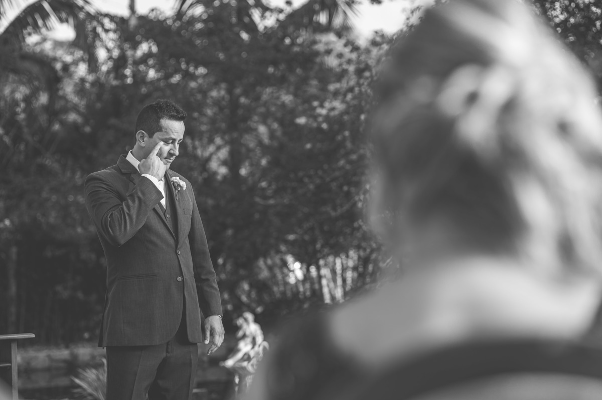 fotos casamento de dia na fazenda Dona Ines em Itatiba SP casal de noivos Michele e Rafael fotografia pelo fotografo Denis Silveira Especializado em Casamentos na fazenda
