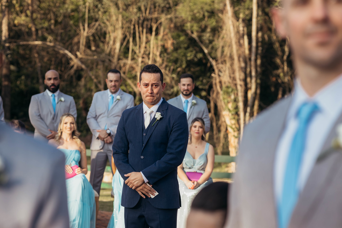 fotos casamento de dia na fazenda Dona Ines em Itatiba SP casal de noivos Michele e Rafael fotografia pelo fotografo Denis Silveira Especializado em Casamentos na fazenda