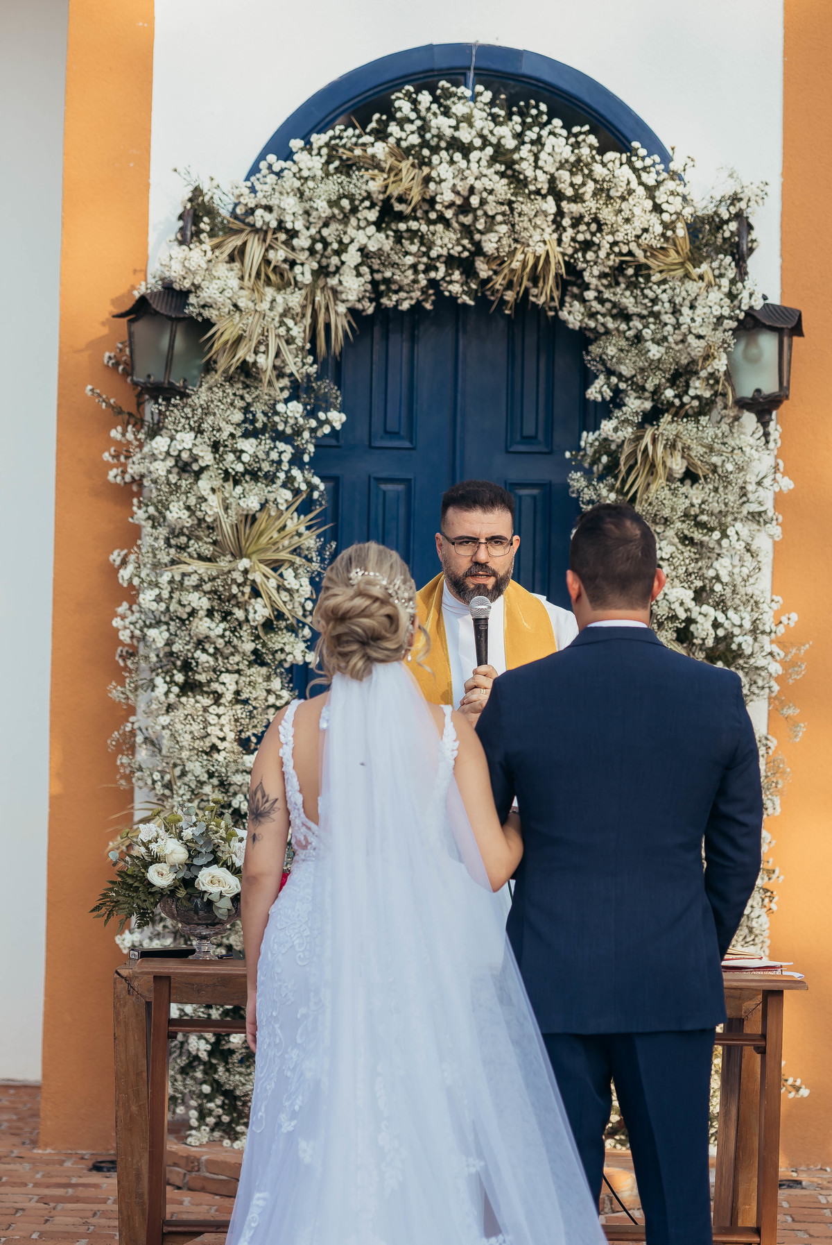fotos casamento de dia na fazenda Dona Ines em Itatiba SP casal de noivos Michele e Rafael fotografia pelo fotografo Denis Silveira Especializado em Casamentos na fazenda