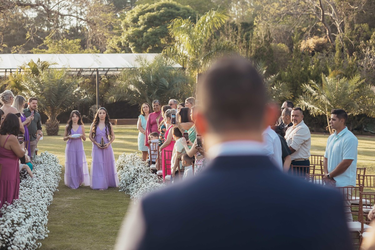 fotos casamento de dia na fazenda Dona Ines em Itatiba SP casal de noivos Michele e Rafael fotografia pelo fotografo Denis Silveira Especializado em Casamentos na fazenda