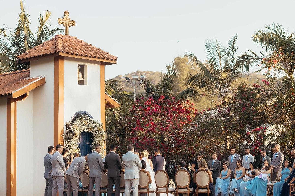 fotos casamento de dia na fazenda Dona Ines em Itatiba SP casal de noivos Michele e Rafael fotografia pelo fotografo Denis Silveira Especializado em Casamentos na fazenda