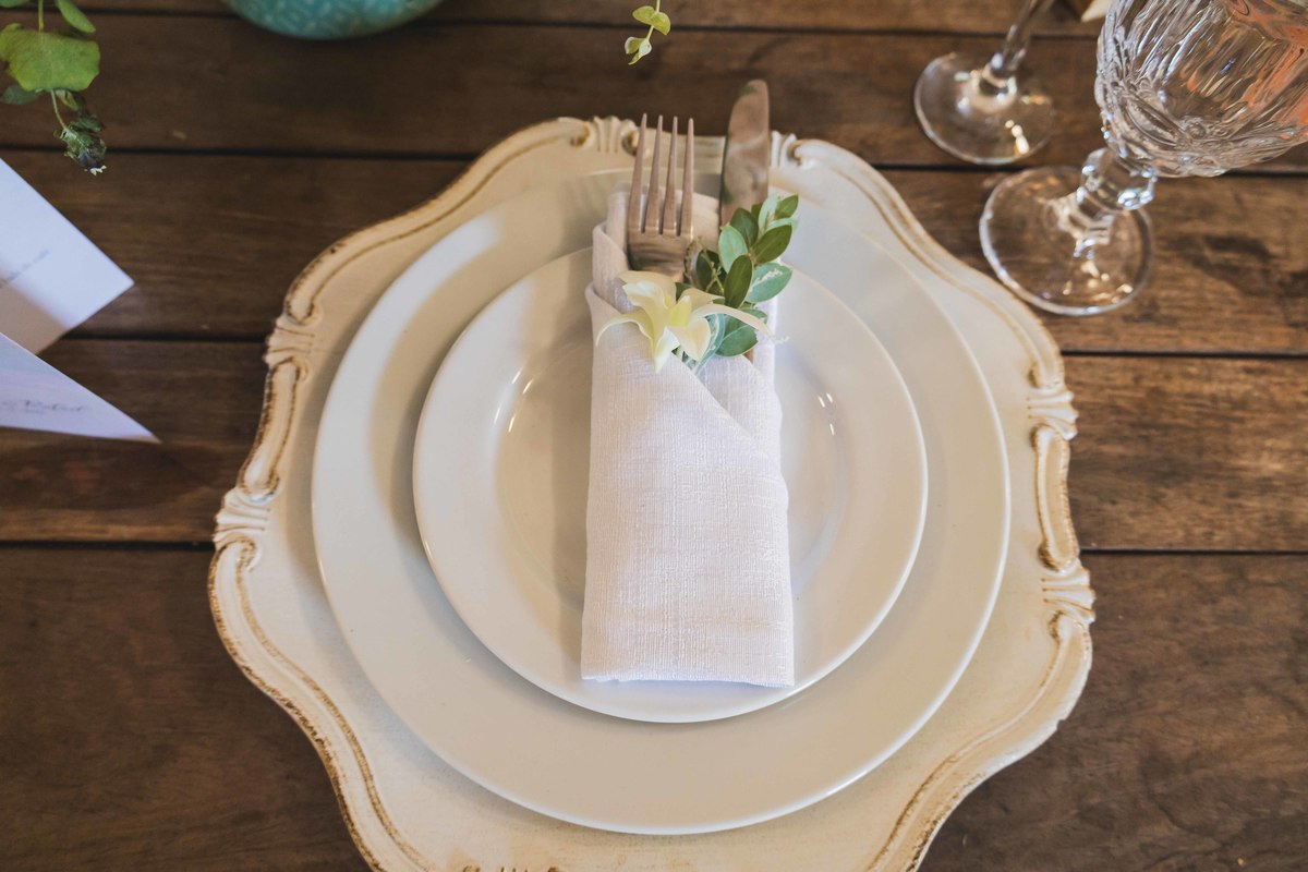 fotos casamento de dia realizado na fazenda vila rosada em Joaquim Egidio SP do casal de noivos Carol e Rafael pelo fotografo Denis Silveira Especializado em Fotografia de Casamentos em Fazenda