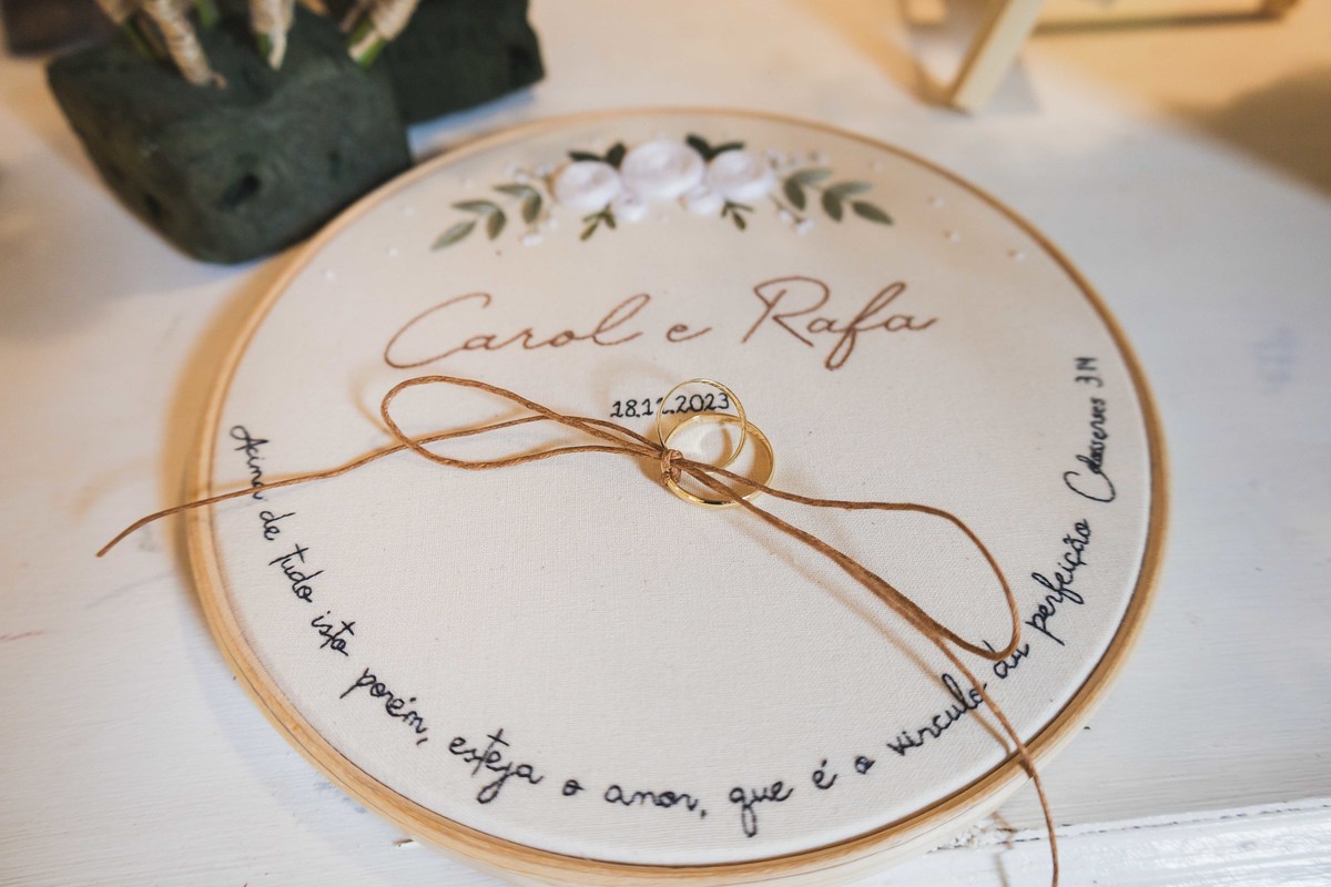 fotos casamento de dia realizado na fazenda vila rosada em Joaquim Egidio SP do casal de noivos Carol e Rafael pelo fotografo Denis Silveira Especializado em Fotografia de Casamentos em Fazenda