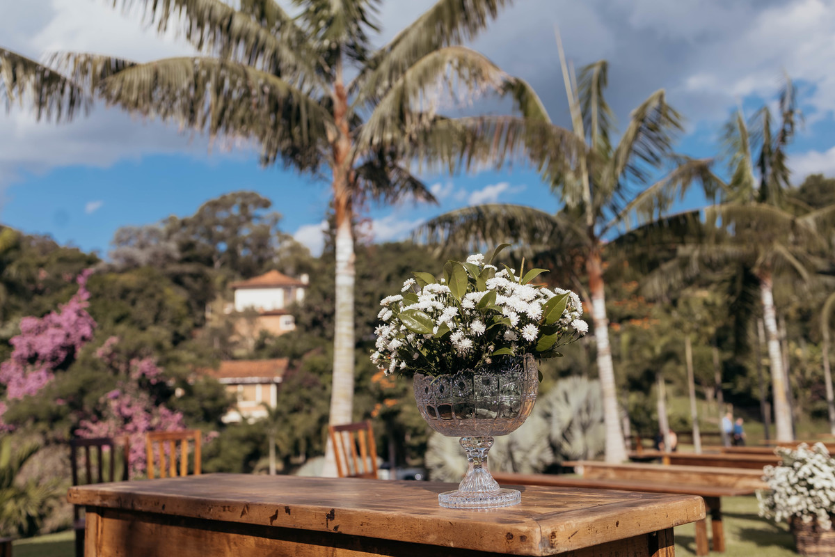 fotos Casamento casal noivos Fernanda e Alberto no espaco Valle das Palmeiras eventos na cidade de Morungaba SP pelo fotografo especializado em Casamentos Denis Silveira Fotografia