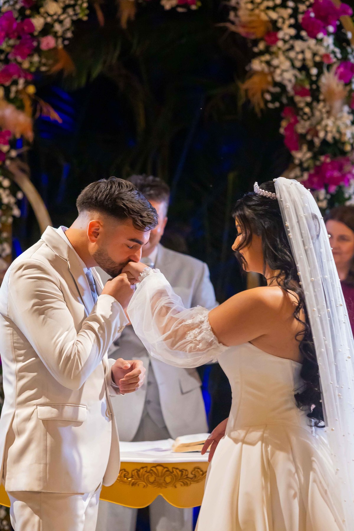 fotos Casamento Thais e Brunno em Chcara Chateau de Lumiere na cidade de Elias Fausto SP imagens pelo Fotógrafo Denis Silveira Especializado em Casamentos