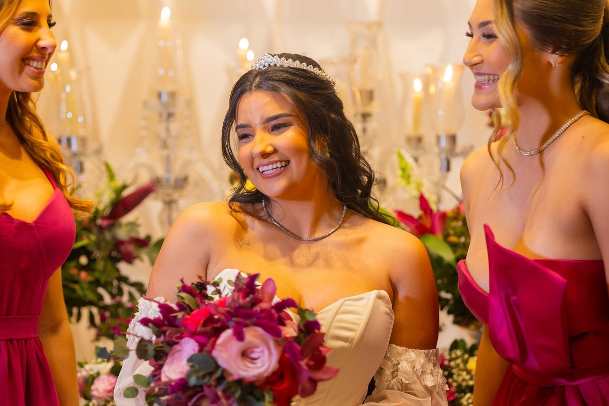 fotos Casamento Thais e Brunno em Chcara Chateau de Lumiere na cidade de Elias Fausto SP imagens pelo Fotógrafo Denis Silveira Especializado em Casamentos