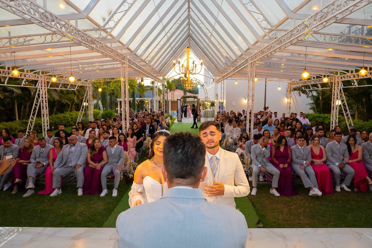 fotos Casamento Thais e Brunno em Chcara Chateau de Lumiere na cidade de Elias Fausto SP imagens pelo Fotógrafo Denis Silveira Especializado em Casamentos