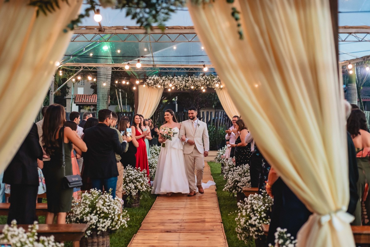 Fotos Casamento casal Noivos Jaqueline & Renan no Campo em Itatiba SP Espaço Via Vitta Eventos fotografia pelo Fotografo Denis Silveira Especializado em Casamentos