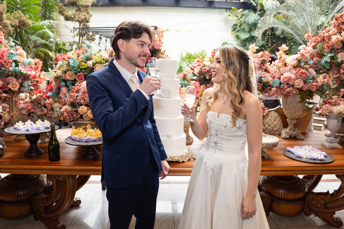 Fotos Casamento em São Paulo SP Mansão Arabesque Casal de Noivos Beatriz & Leonardo matrimonio de Dia Imagens pelo Fotografo Especializado em Casamentos Denis Silveira Wedding Photography