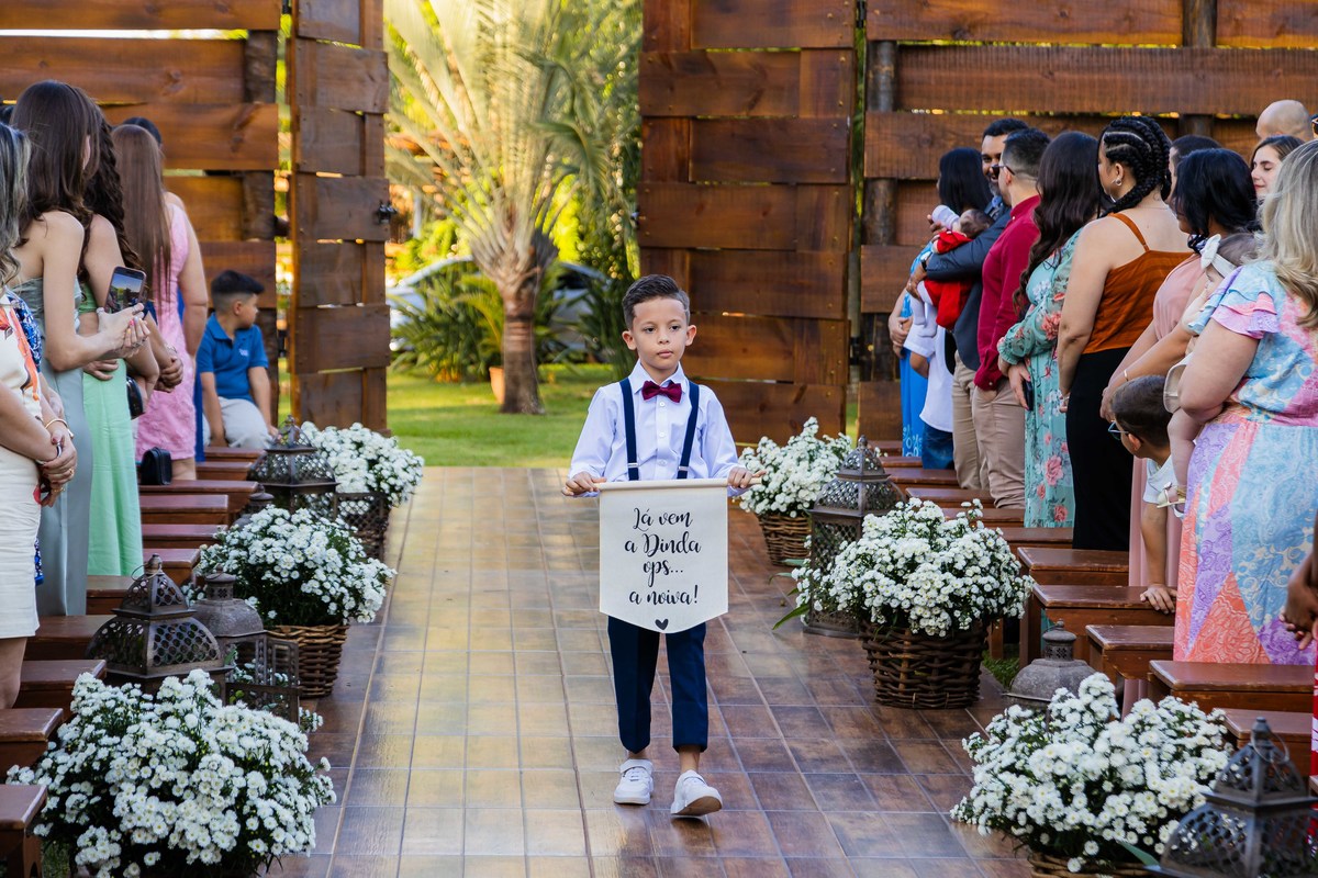 Fotos de Casamento na cidade de São Carlos SP Casal Noivos Greicy e Felipe no espaço Villa Ravello imagens pelo Fotógrafo Denis Silveira Fotógrafo Profissional de matrimonios