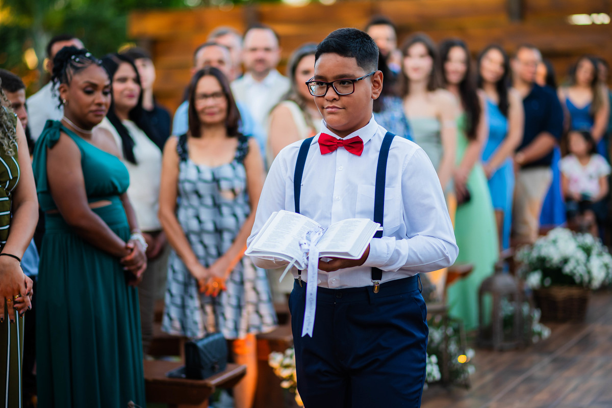 Fotos de Casamento na cidade de São Carlos SP Casal Noivos Greicy e Felipe no espaço Villa Ravello imagens pelo Fotógrafo Denis Silveira Fotógrafo Profissional de matrimonios