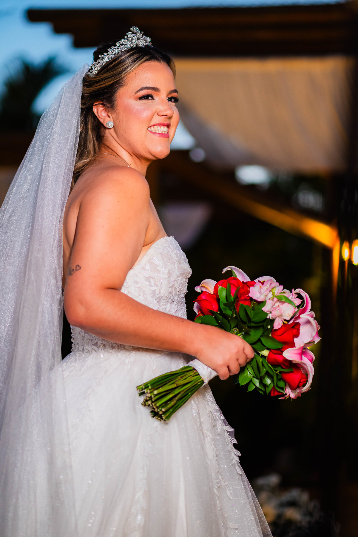 Fotos de Casamento na cidade de São Carlos SP Casal Noivos Greicy e Felipe no espaço Villa Ravello imagens pelo Fotógrafo Denis Silveira Fotógrafo Profissional de matrimonios
