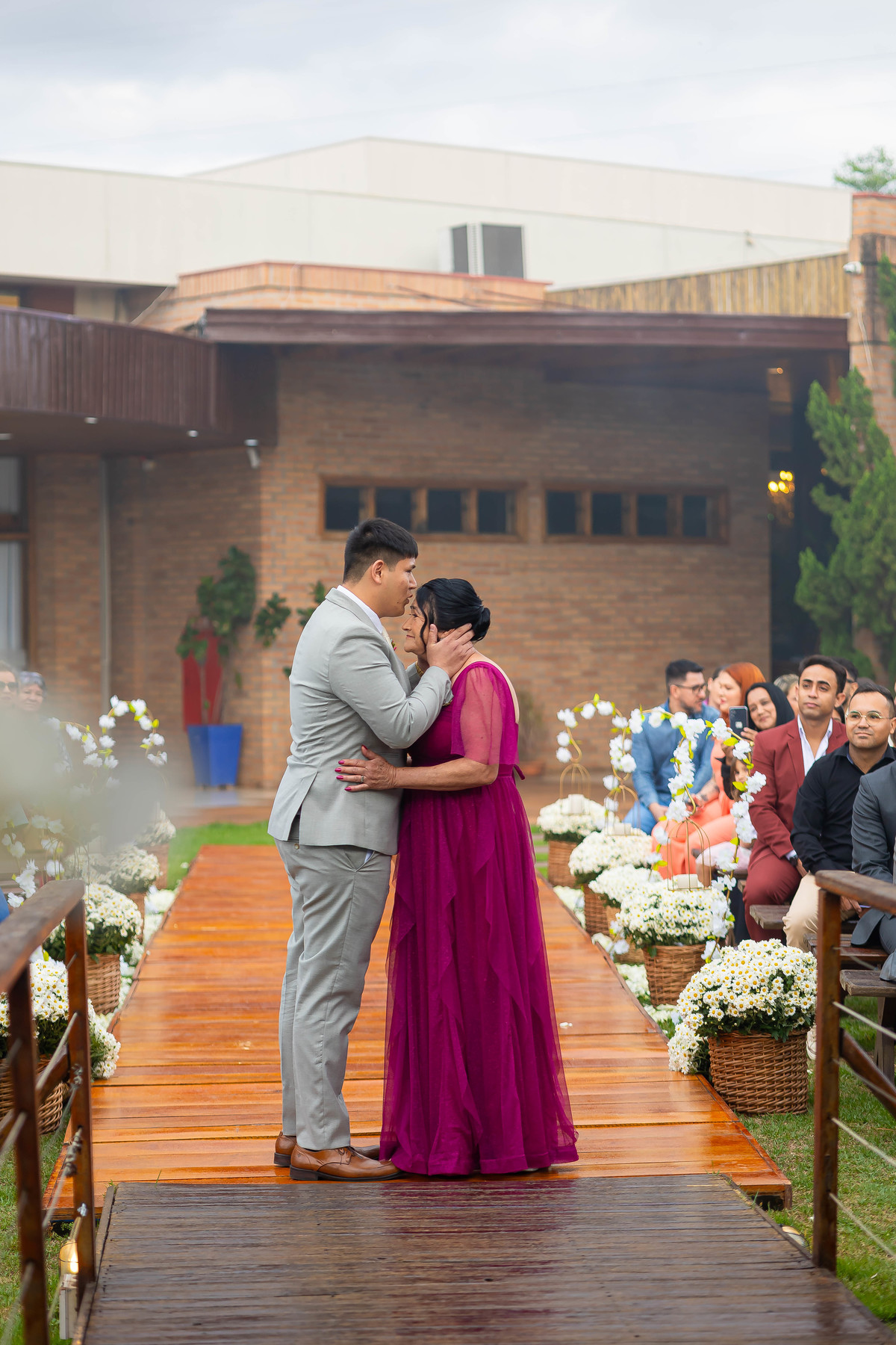 Fotos Casamento Casal Noivos Cassiane & Carlos na cidade de Nova Odessa SP no espaço Villa Harmonia Eventos imagens de Fotografia pelo Fotógrafo Denis Silveira Especializado em Casamentos