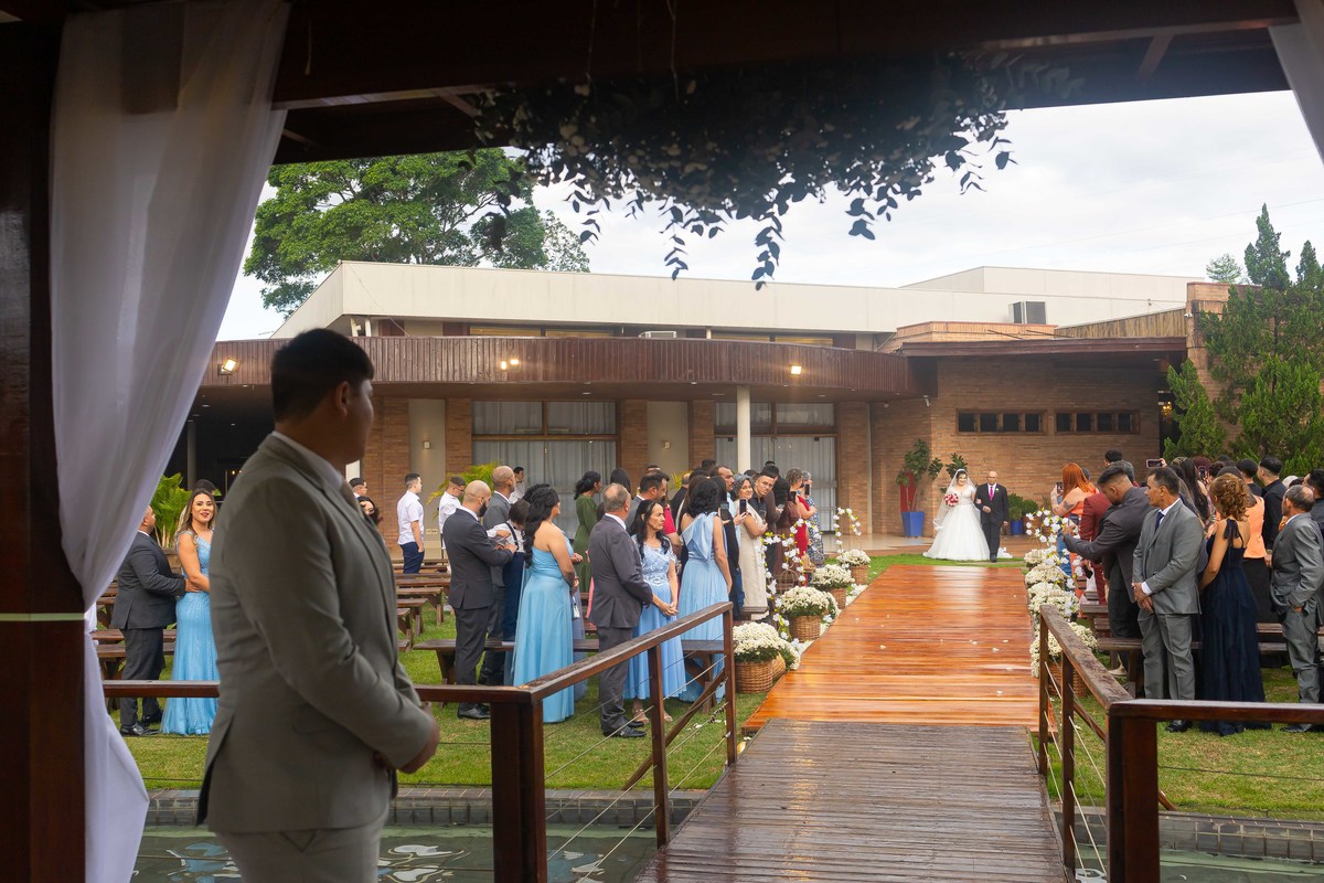 Fotos Casamento Casal Noivos Cassiane & Carlos na cidade de Nova Odessa SP no espaço Villa Harmonia Eventos imagens de Fotografia pelo Fotógrafo Denis Silveira Especializado em Casamentos