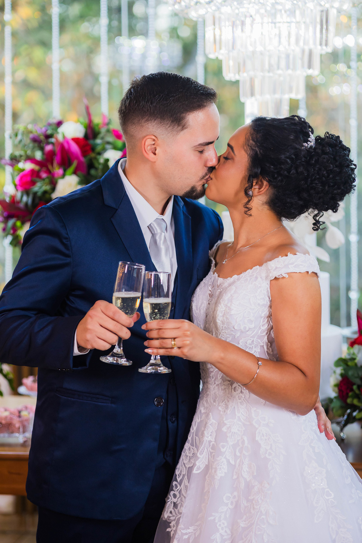 Fotos de Casamento em Mairiporã/SP casal de Noivos Iris e Luiz Fernando no Buffet Renascença Casamento realizado pelas lentes do Fotógrafo Denis Silveira Especializado em Casamentos