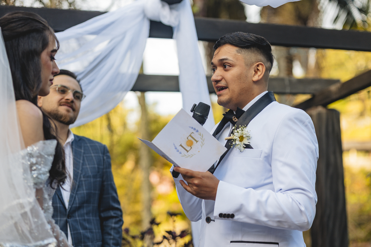 Fotos Casamento Casal Noivos Lauren e Thiago em Poços de Caldas Minas Gerais cidade do interior de MG imagens pelo fotografo Denis Silveira Especializado em Casamentos