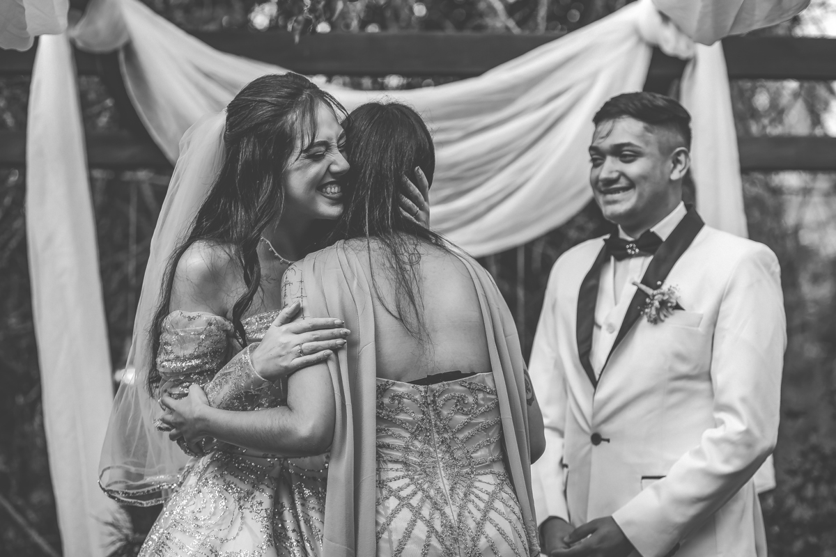 Fotos Casamento Casal Noivos Lauren e Thiago em Poços de Caldas Minas Gerais cidade do interior de MG imagens pelo fotografo Denis Silveira Especializado em Casamentos