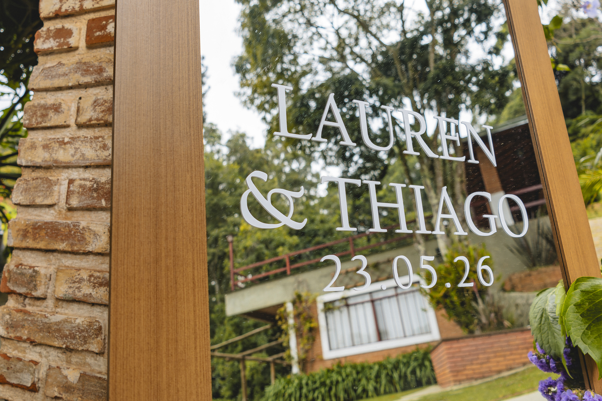 Fotos Casamento Casal Noivos Lauren e Thiago em Poços de Caldas Minas Gerais cidade do interior de MG imagens pelo fotografo Denis Silveira Especializado em Casamentos