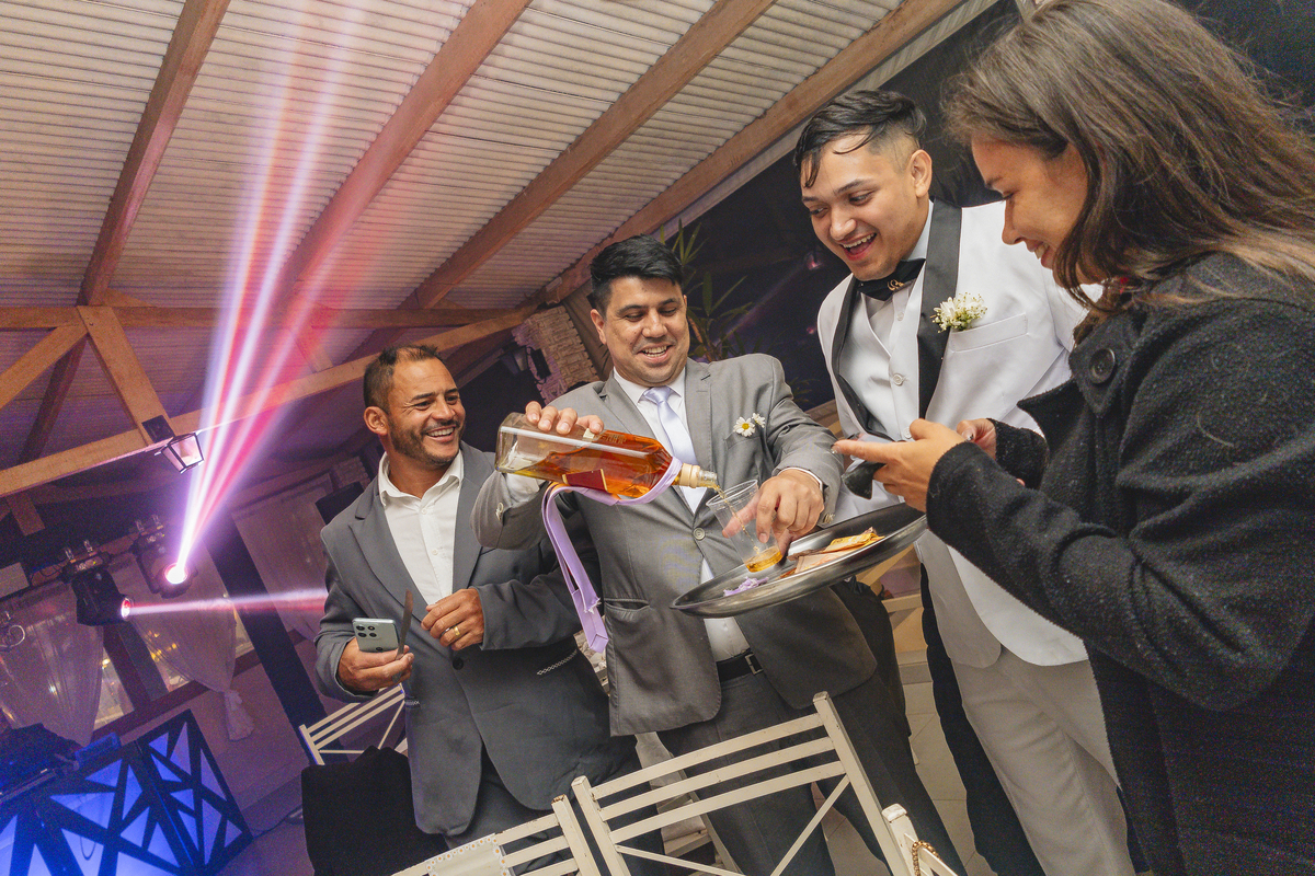 Fotos Casamento Casal Noivos Lauren e Thiago em Poços de Caldas Minas Gerais cidade do interior de MG imagens pelo fotografo Denis Silveira Especializado em Casamentos