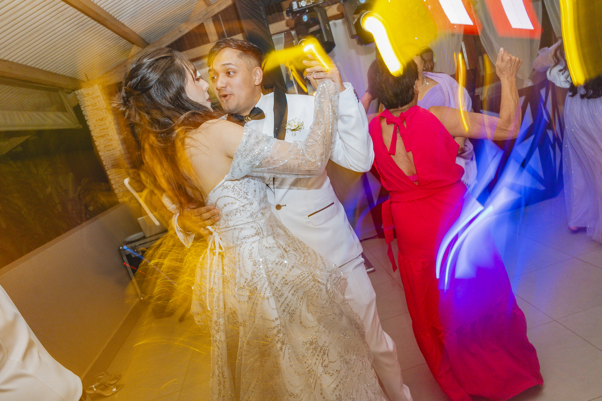 Fotos Casamento Casal Noivos Lauren e Thiago em Poços de Caldas Minas Gerais cidade do interior de MG imagens pelo fotografo Denis Silveira Especializado em Casamentos