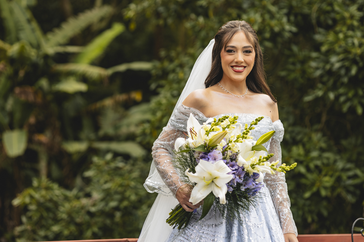 Fotos Casamento Casal Noivos Lauren e Thiago em Poços de Caldas Minas Gerais cidade do interior de MG imagens pelo fotografo Denis Silveira Especializado em Casamentos