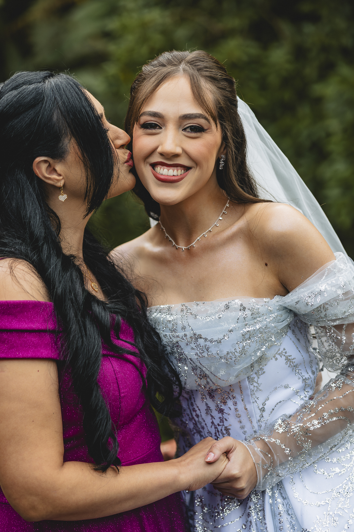 Fotos Casamento Casal Noivos Lauren e Thiago em Poços de Caldas Minas Gerais cidade do interior de MG imagens pelo fotografo Denis Silveira Especializado em Casamentos