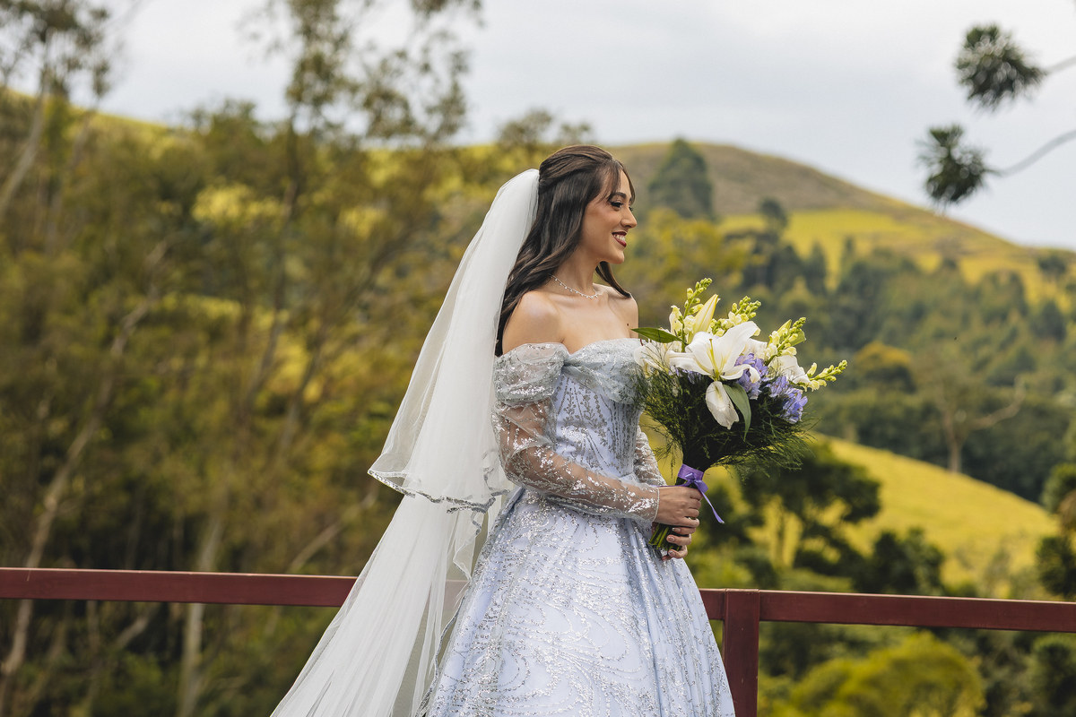 Fotos Casamento Casal Noivos Lauren e Thiago em Poços de Caldas Minas Gerais cidade do interior de MG imagens pelo fotografo Denis Silveira Especializado em Casamentos