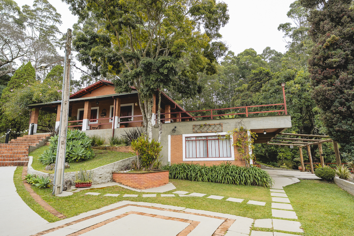 Fotos Casamento Casal Noivos Lauren e Thiago em Poços de Caldas Minas Gerais cidade do interior de MG imagens pelo fotografo Denis Silveira Especializado em Casamentos