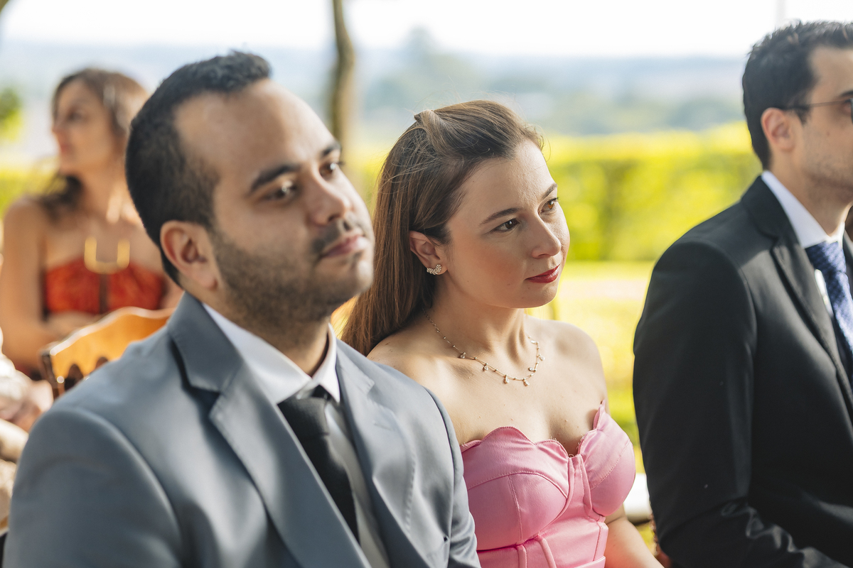 Fotos Casamento em Fazenda São José Evento em Aracoiaba da Serra SP Casal de Noivos Vanessa e Luiz Carlos Cerimonia de Matrimonio de Dia no Campo ao Ar livre Imagens pelo Fotografo Denis Silveira Especializado em Fotografia de Casamentos