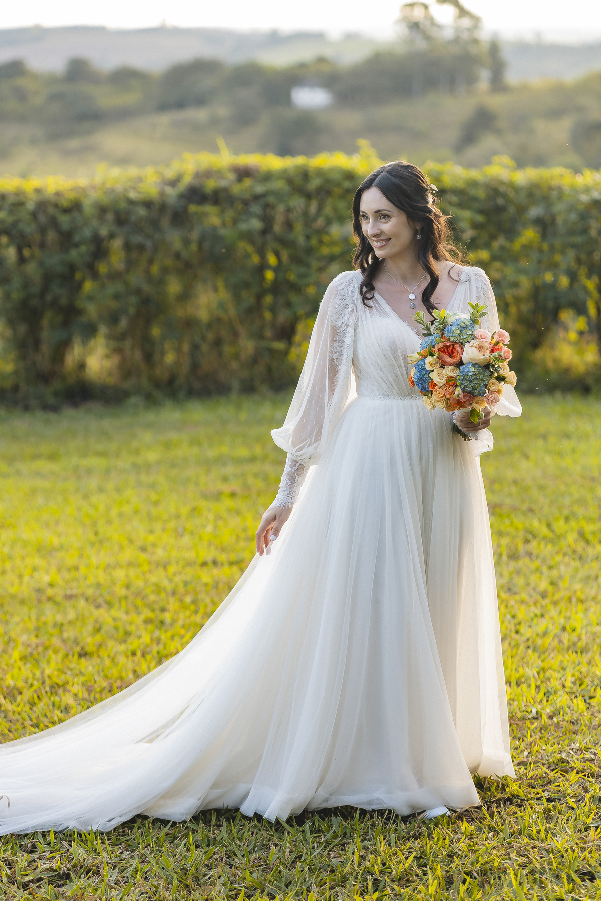 Fotos Casamento em Fazenda São José Evento em Aracoiaba da Serra SP Casal de Noivos Vanessa e Luiz Carlos Cerimonia de Matrimonio de Dia no Campo ao Ar livre Imagens pelo Fotografo Denis Silveira Especializado em Fotografia de Casamentos