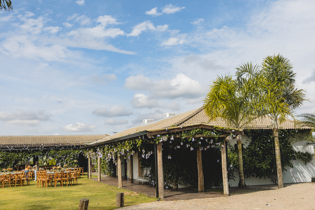 Fotos Casamento em Fazenda São José Evento em Aracoiaba da Serra SP Casal de Noivos Vanessa e Luiz Carlos Cerimonia de Matrimonio de Dia no Campo ao Ar livre Imagens pelo Fotografo Denis Silveira Especializado em Fotografia de Casamentos