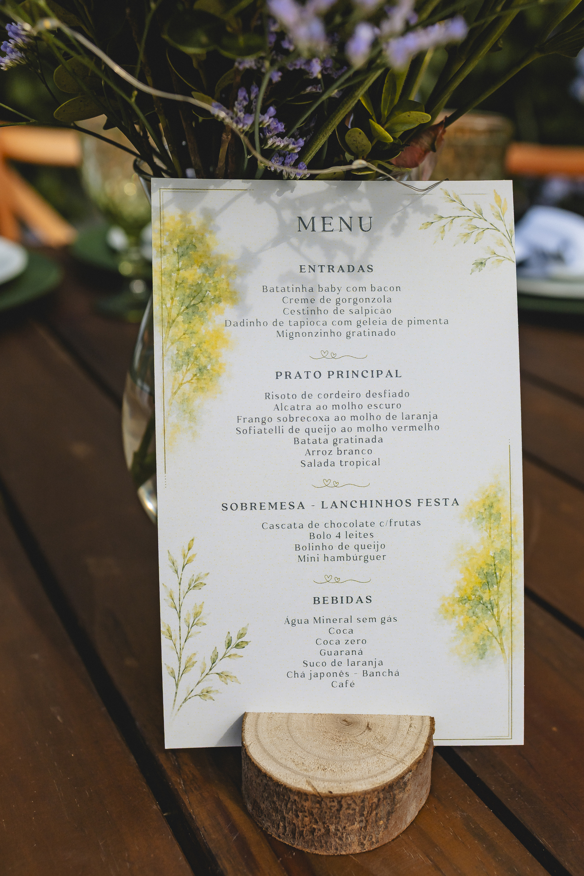 Fotos Casamento em Fazenda São José Evento em Aracoiaba da Serra SP Casal de Noivos Vanessa e Luiz Carlos Cerimonia de Matrimonio de Dia no Campo ao Ar livre Imagens pelo Fotografo Denis Silveira Especializado em Fotografia de Casamentos