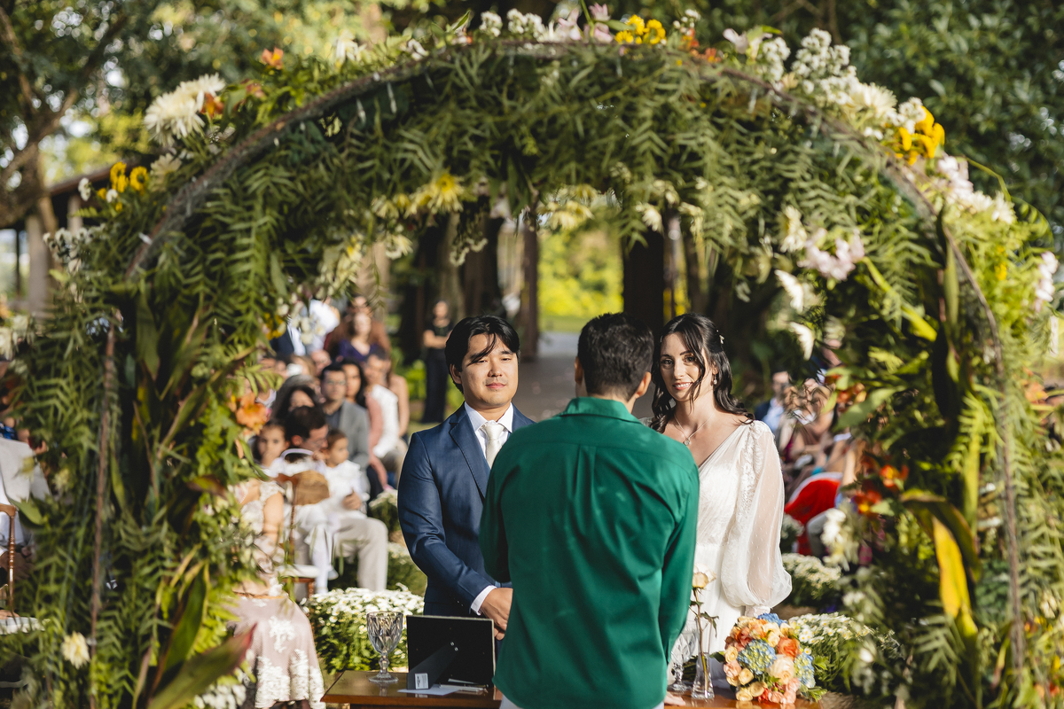 Fotos Casamento em Fazenda São José Evento em Aracoiaba da Serra SP Casal de Noivos Vanessa e Luiz Carlos Cerimonia de Matrimonio de Dia no Campo ao Ar livre Imagens pelo Fotografo Denis Silveira Especializado em Fotografia de Casamentos