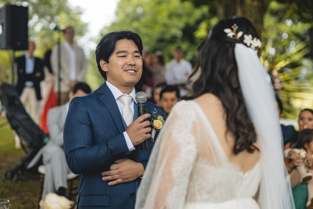 Fotos Casamento em Fazenda São José Evento em Aracoiaba da Serra SP Casal de Noivos Vanessa e Luiz Carlos Cerimonia de Matrimonio de Dia no Campo ao Ar livre Imagens pelo Fotografo Denis Silveira Especializado em Fotografia de Casamentos