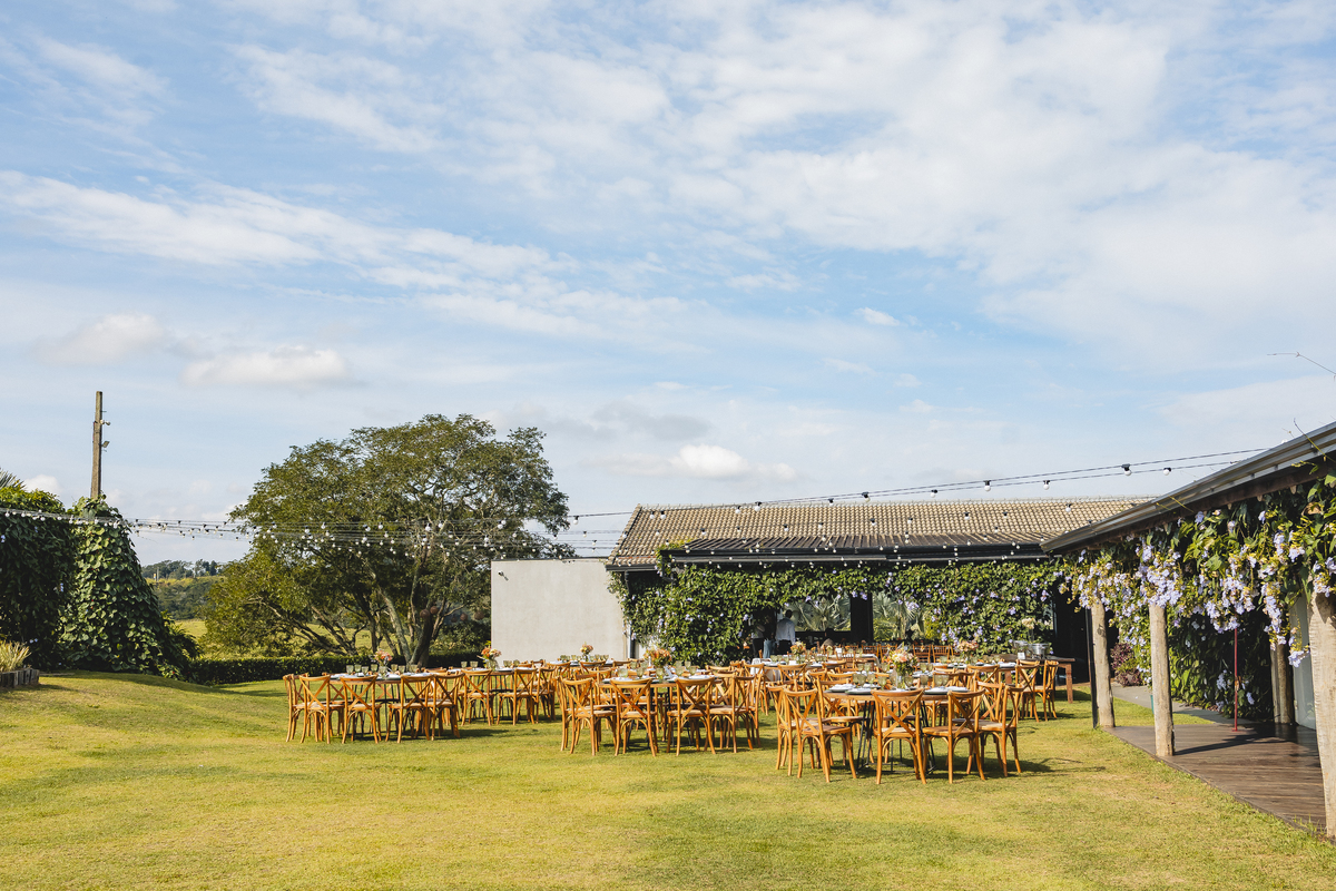 Fotos Casamento em Fazenda São José Evento em Aracoiaba da Serra SP Casal de Noivos Vanessa e Luiz Carlos Cerimonia de Matrimonio de Dia no Campo ao Ar livre Imagens pelo Fotografo Denis Silveira Especializado em Fotografia de Casamentos