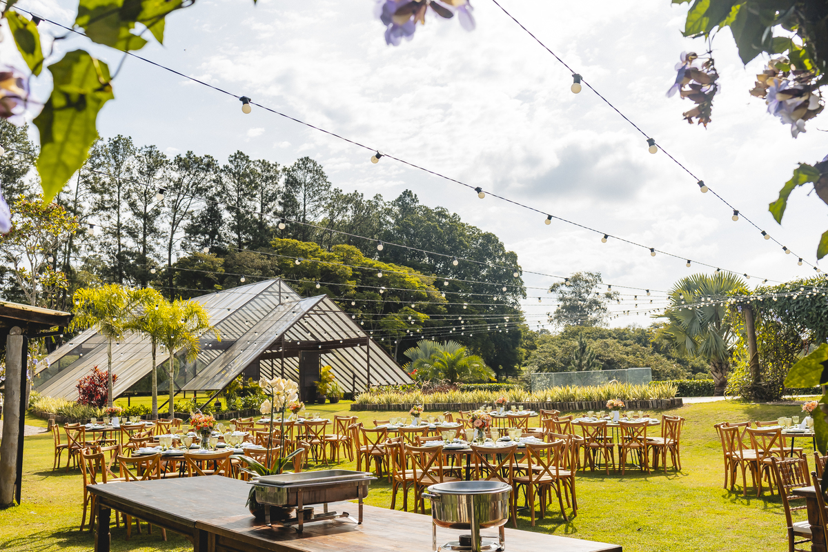 Fotos Casamento em Fazenda São José Evento em Aracoiaba da Serra SP Casal de Noivos Vanessa e Luiz Carlos Cerimonia de Matrimonio de Dia no Campo ao Ar livre Imagens pelo Fotografo Denis Silveira Especializado em Fotografia de Casamentos