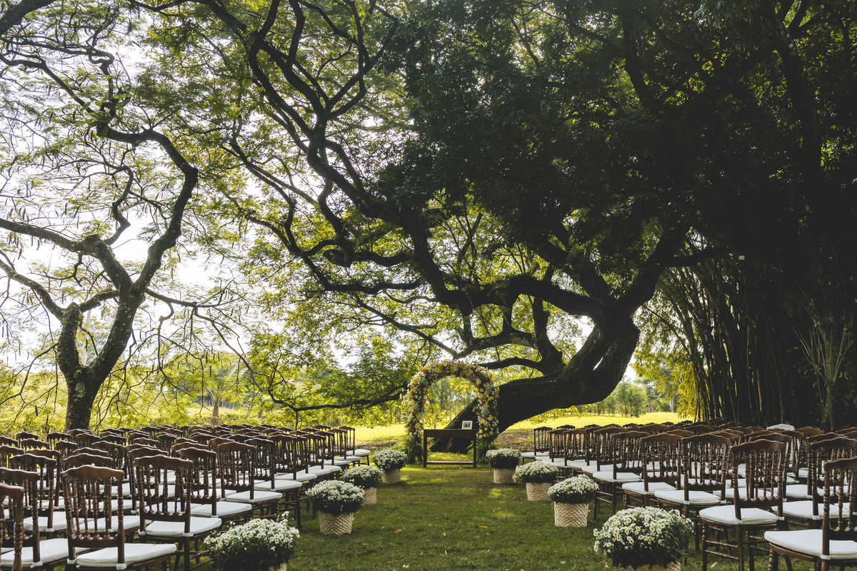 Fotos Casamento em Fazenda São José Evento em Aracoiaba da Serra SP Casal de Noivos Vanessa e Luiz Carlos Cerimonia de Matrimonio de Dia no Campo ao Ar livre Imagens pelo Fotografo Denis Silveira Especializado em Fotografia de Casamentos