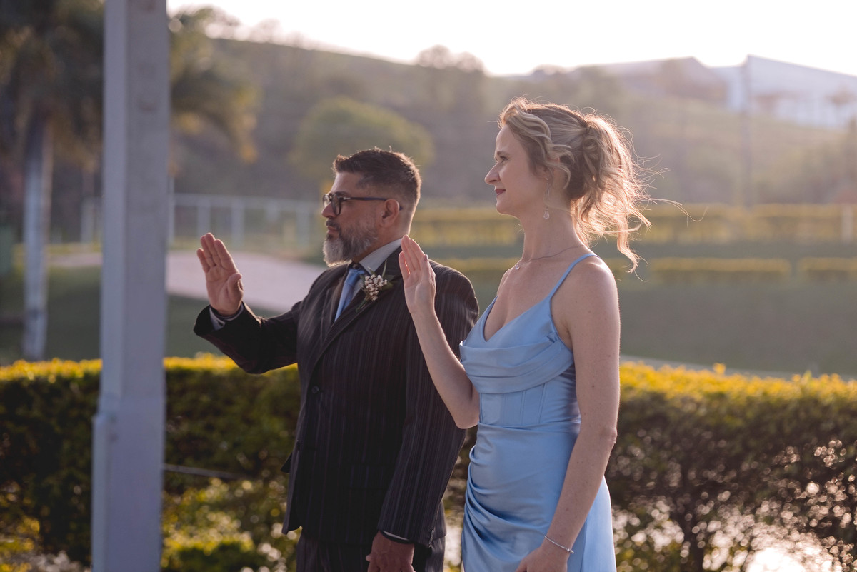 Fotos Casamento Itupeva SP Lagoa Santa Rita Eventos Casal Noivos Caroline e Kaue Casamento ao Ar Livre imagens pelo Fotografo Denis Silveira Especializado em Casamentos