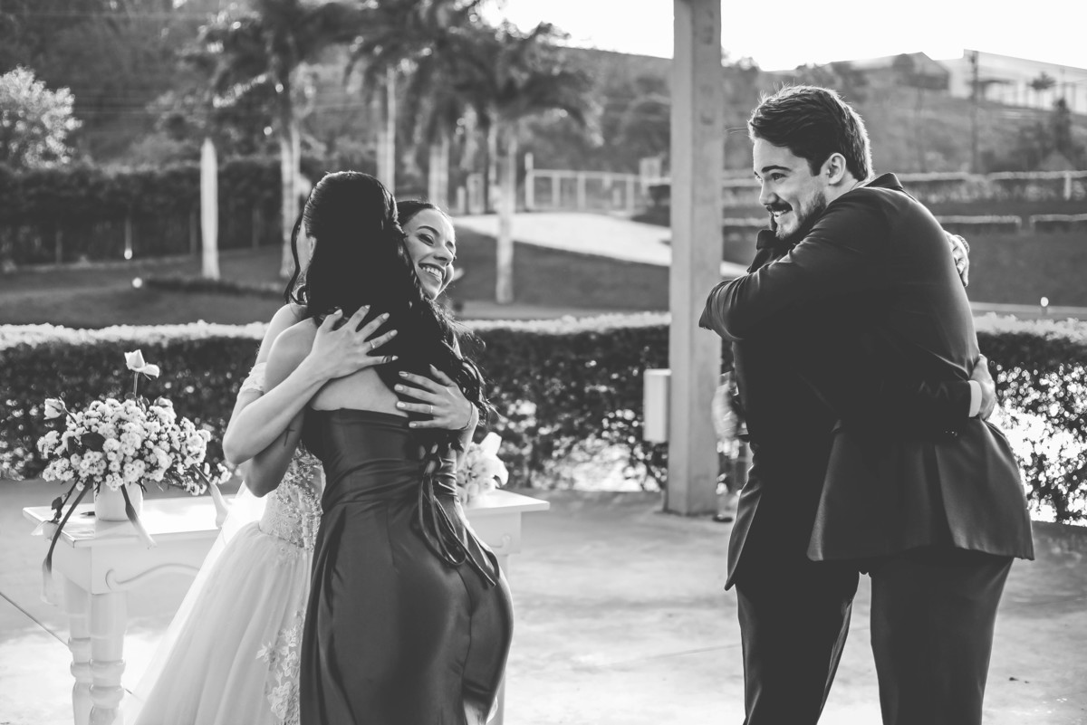 Fotos Casamento Itupeva SP Lagoa Santa Rita Eventos Casal Noivos Caroline e Kaue Casamento ao Ar Livre imagens pelo Fotografo Denis Silveira Especializado em Casamentos