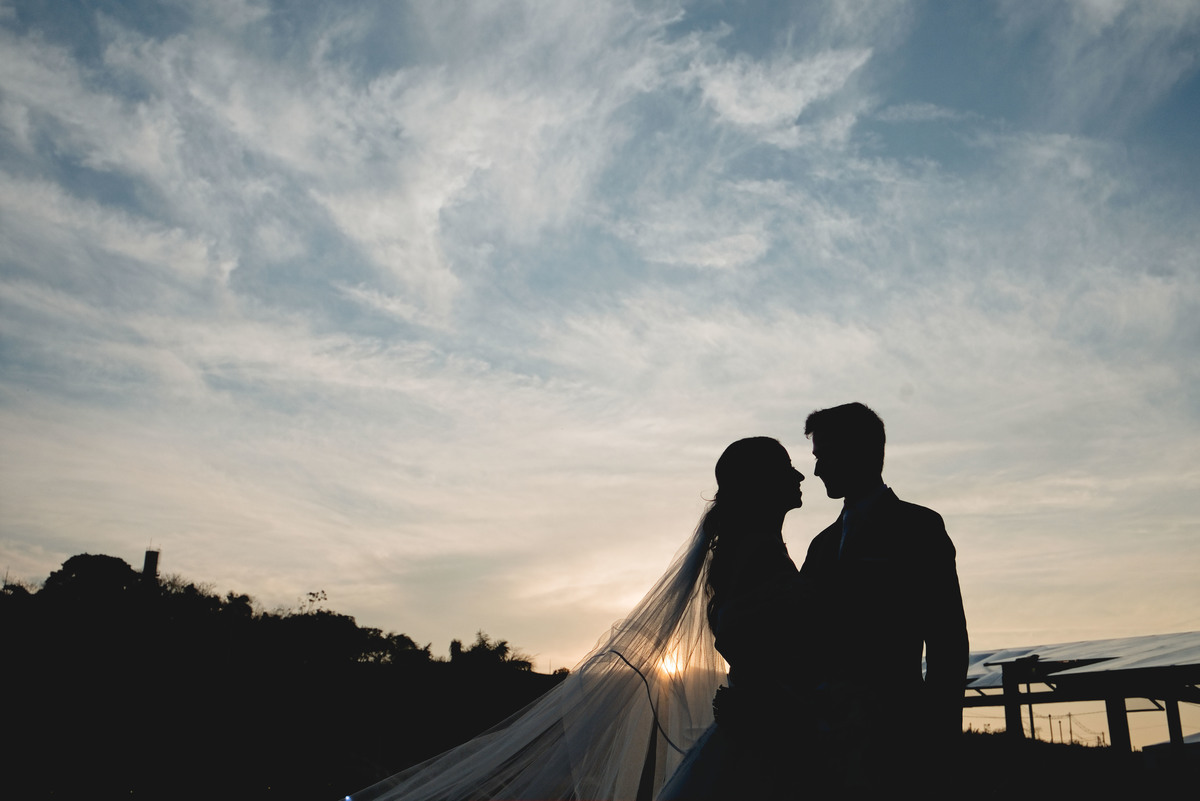 Fotos Casamento Itupeva SP Lagoa Santa Rita Eventos Casal Noivos Caroline e Kaue Casamento ao Ar Livre imagens pelo Fotografo Denis Silveira Especializado em Casamentos