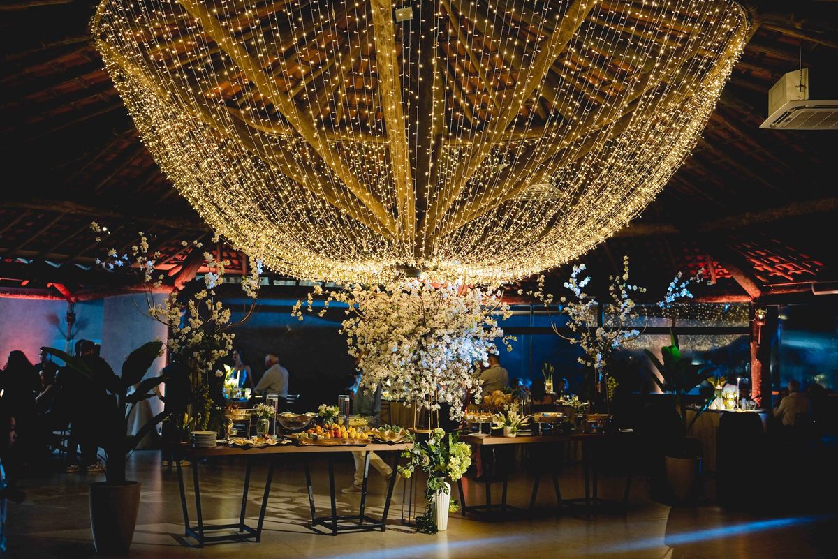 Fotos Casamento Itupeva SP Lagoa Santa Rita Eventos Casal Noivos Caroline e Kaue Casamento ao Ar Livre imagens pelo Fotografo Denis Silveira Especializado em Casamentos