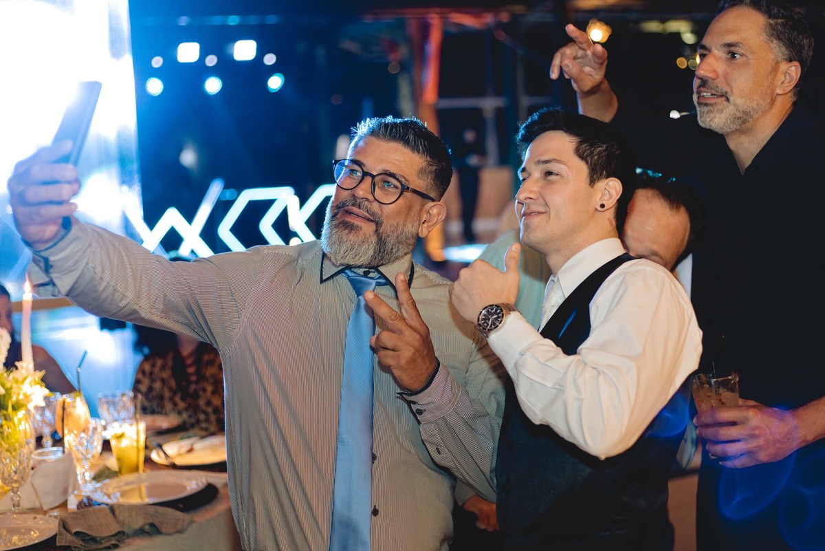 Fotos Casamento Itupeva SP Lagoa Santa Rita Eventos Casal Noivos Caroline e Kaue Casamento ao Ar Livre imagens pelo Fotografo Denis Silveira Especializado em Casamentos