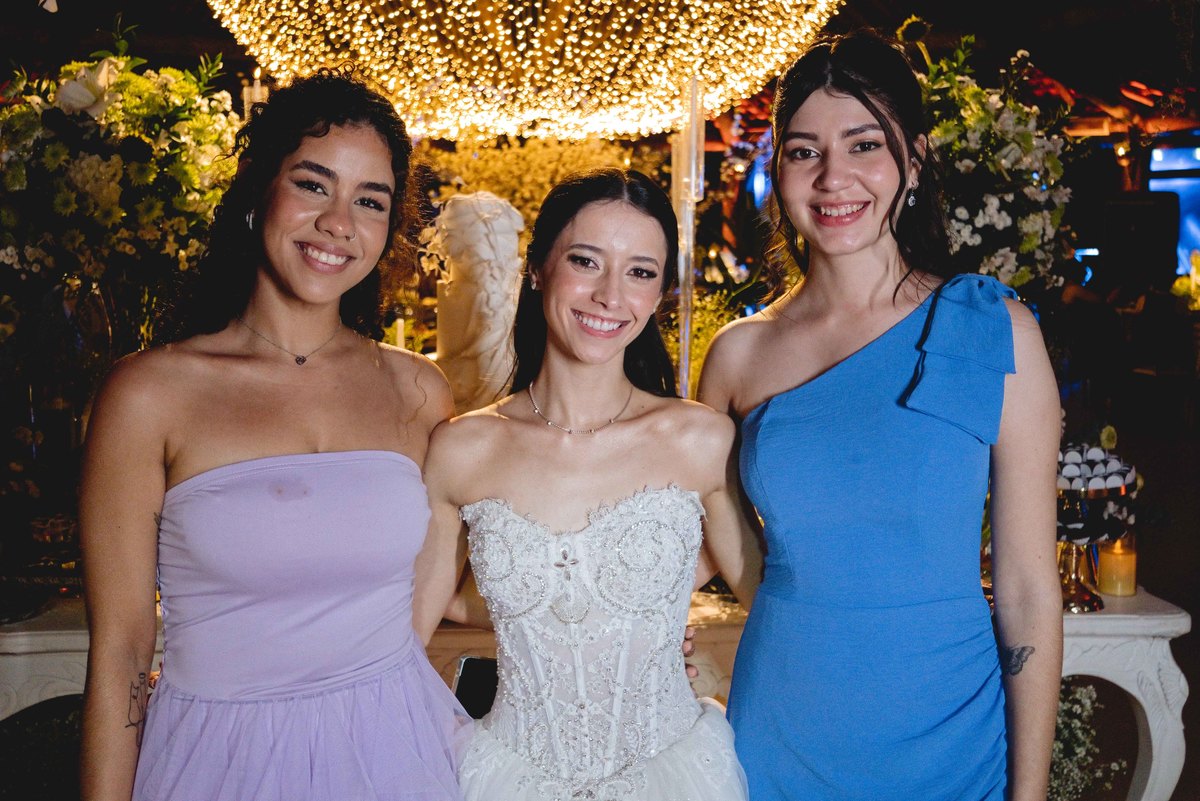 Fotos Casamento Itupeva SP Lagoa Santa Rita Eventos Casal Noivos Caroline e Kaue Casamento ao Ar Livre imagens pelo Fotografo Denis Silveira Especializado em Casamentos
