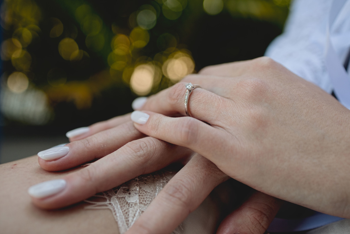 Fotos Casamento Itupeva SP Lagoa Santa Rita Eventos Casal Noivos Caroline e Kaue Casamento ao Ar Livre imagens pelo Fotografo Denis Silveira Especializado em Casamentos